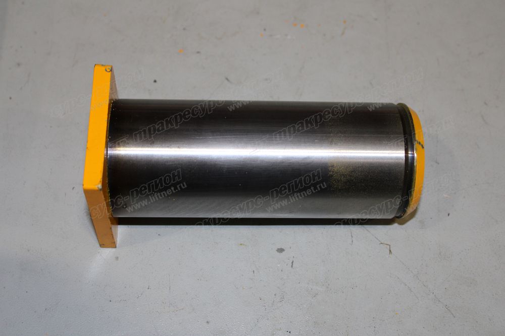 Палец нижний поворотной опоры CDM83