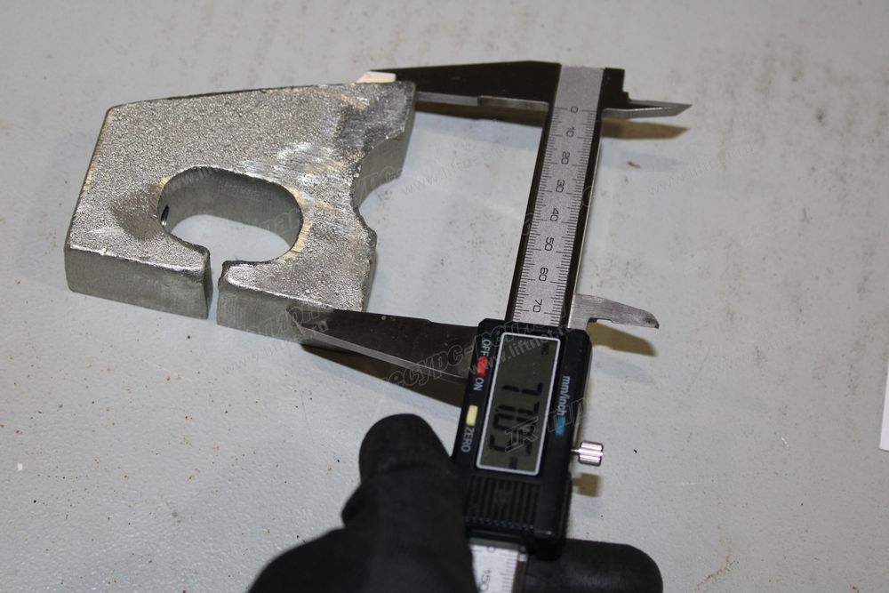 Ограничитель поворотной опоры CDM83