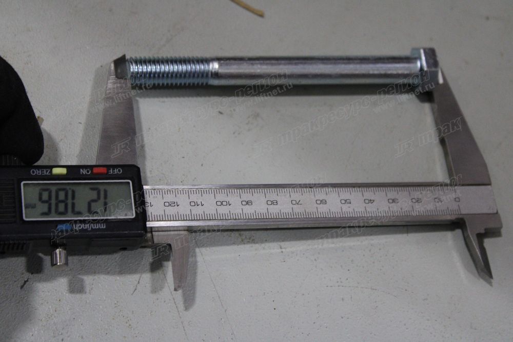 Болт M12*120 CDM83