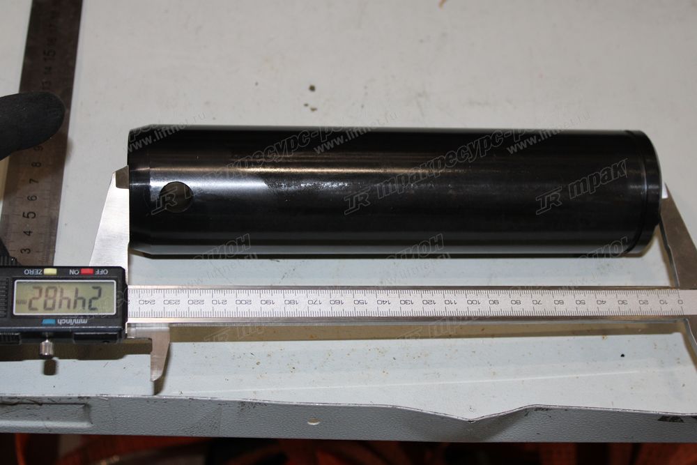 Палец тяги задний цилиндра ковша CDM83