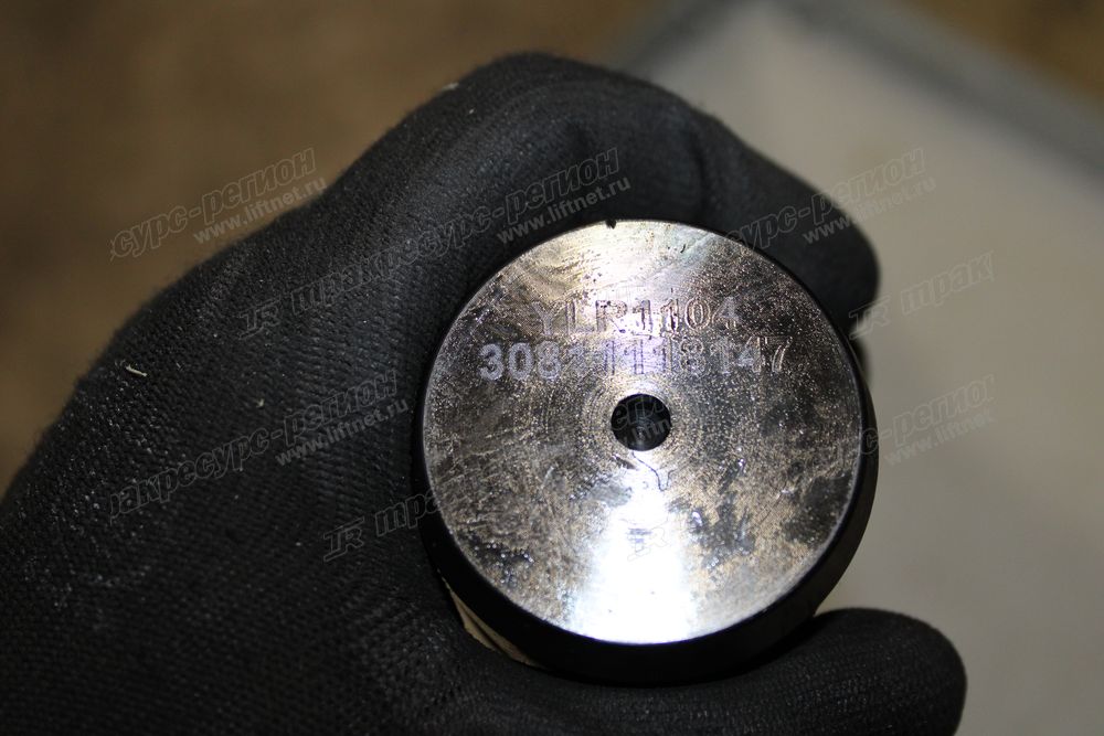 Палец цилиндра стрелы передний (экскаватор) CDM83