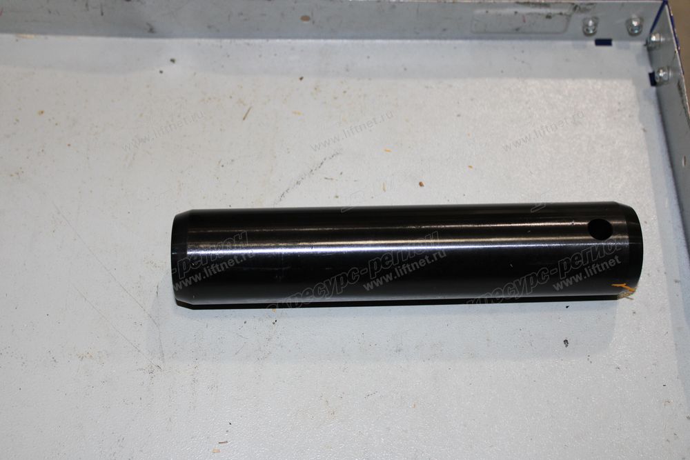 Палец цилиндра ковша задний CDM83
