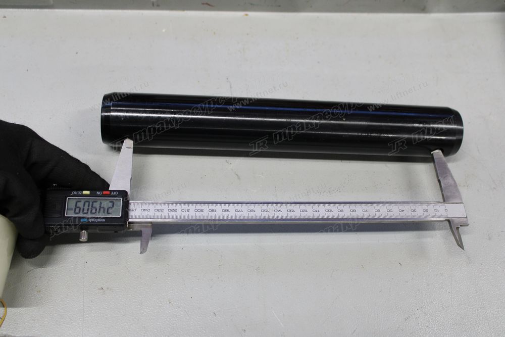 Палец тяги ковша нижний CDM83