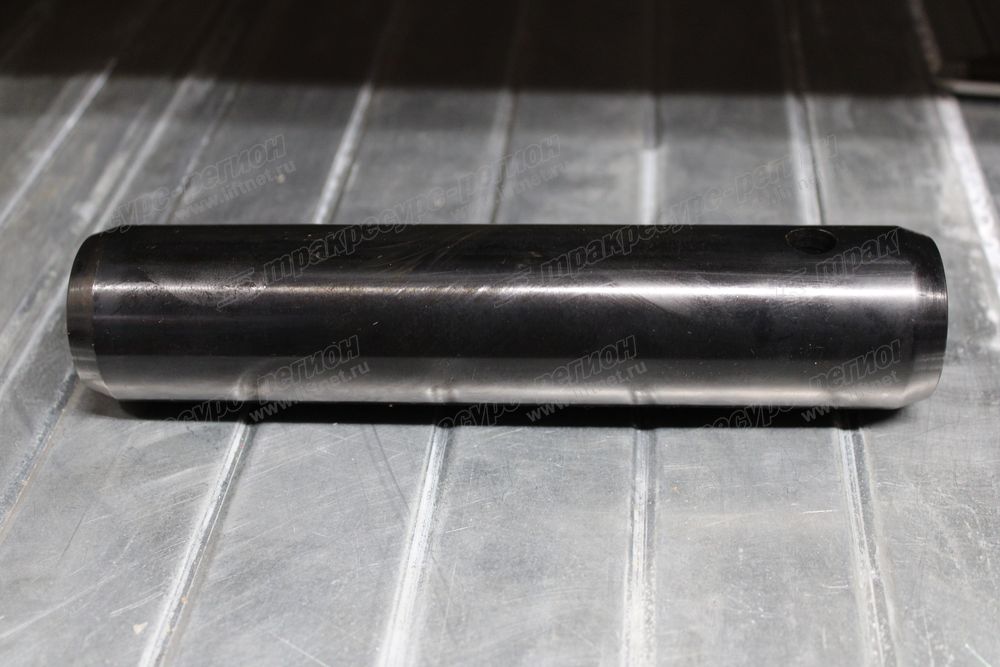 Палец цилиндра ковша передний  CDM83