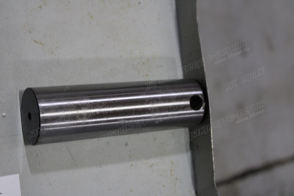 Палец цилиндра рукояти передняя CDM6035FKH5