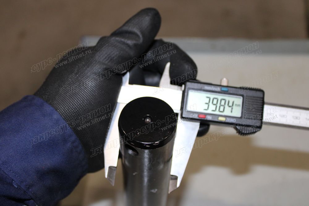 Палец крепления стрелы CDM6035FKH5
