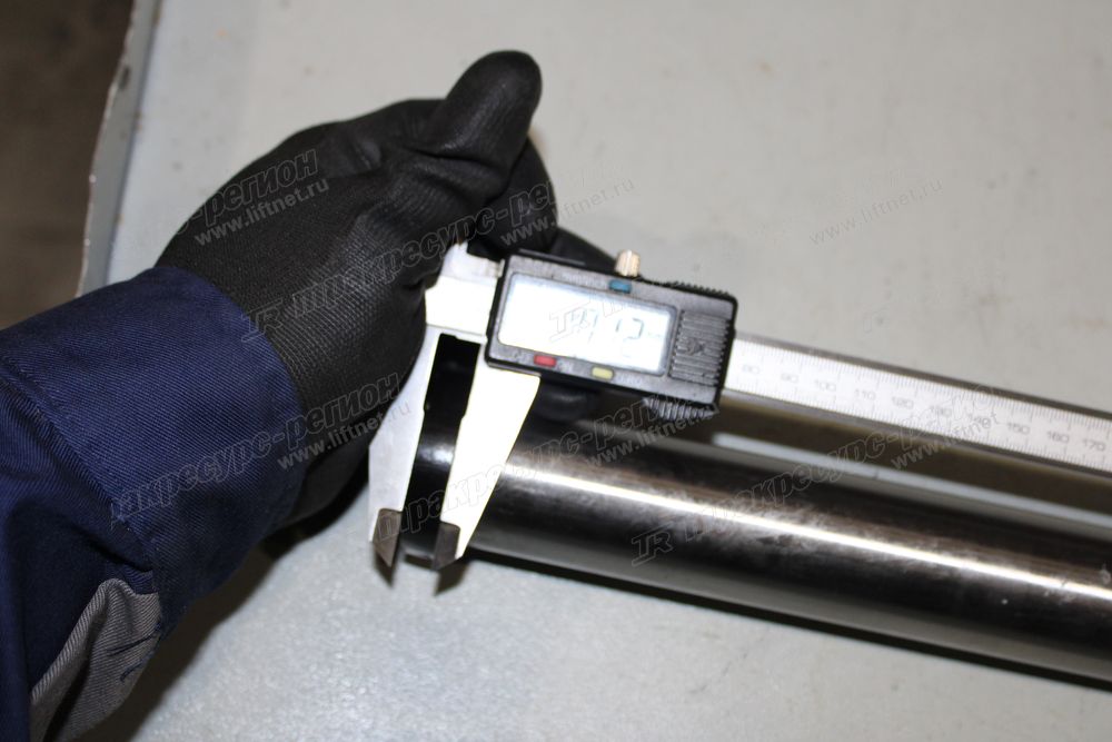 Палец крепления стрелы CDM6035FKH5