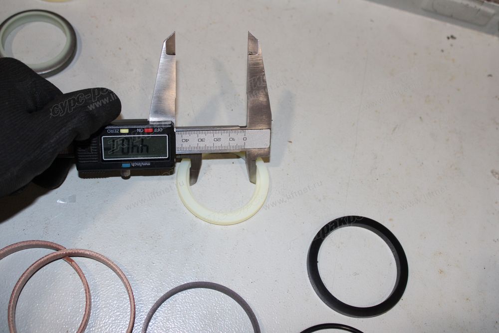 Ремкомплект цилиндра ковша CDM6035FKH5