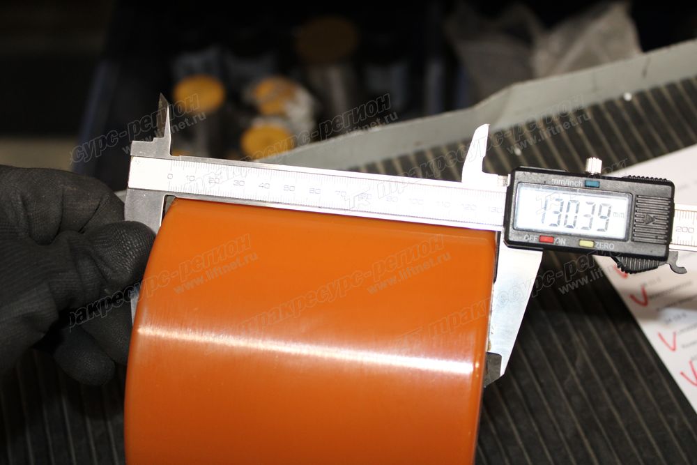 Колесо ведущее 150x130 PU