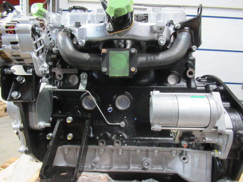 Двигатель Isuzu С240