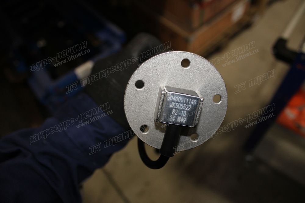 Датчик уровня масла CDM6240
