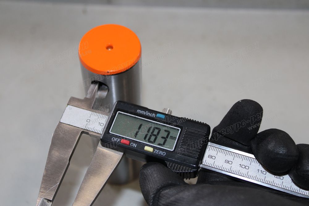 Палец крепления рукояти CDM6025FYH1