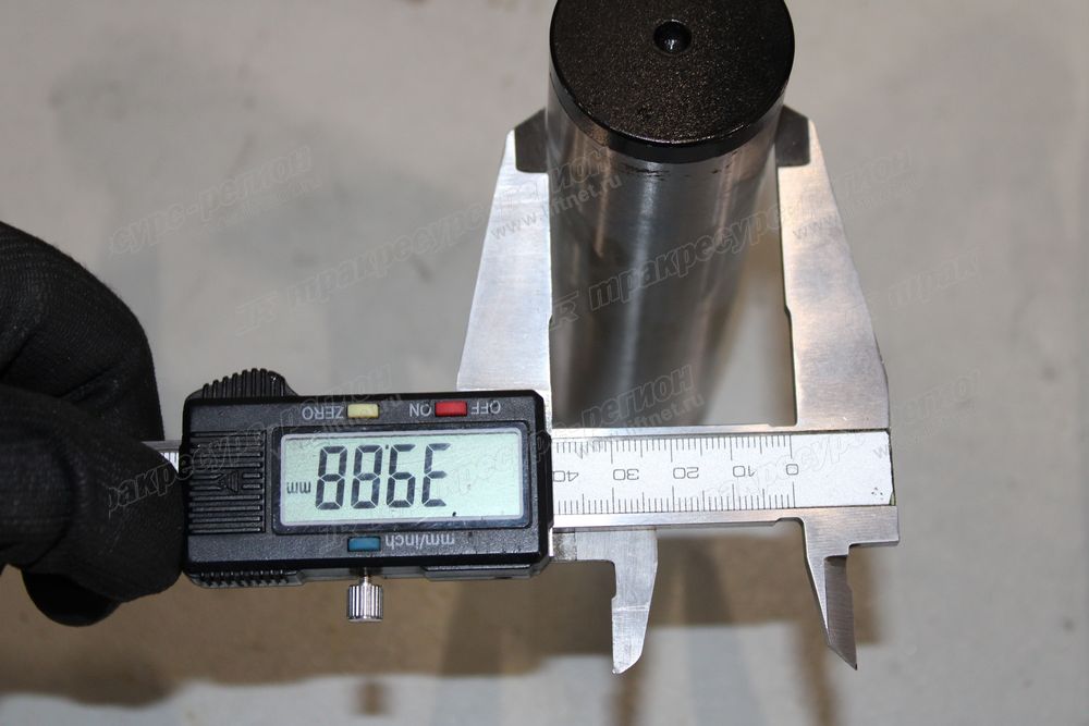 Палец цилиндра рукояти передний CDM6025FYH1