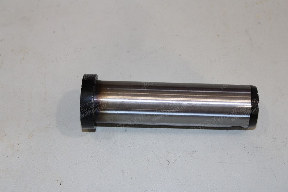Палец крепления цилиндра рукояти CDM6025FYH1