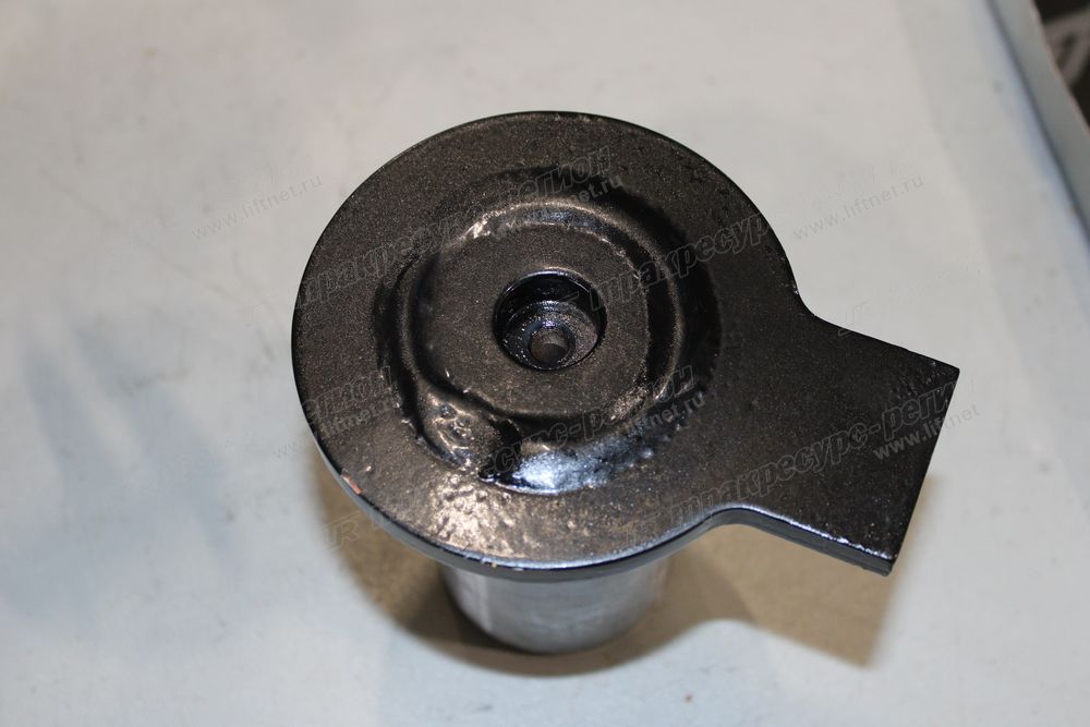 Палец каретка - поворотная колонна CDM6035LK