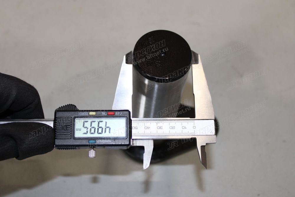 Палец цилиндра поворота (задний) CDM6035LK