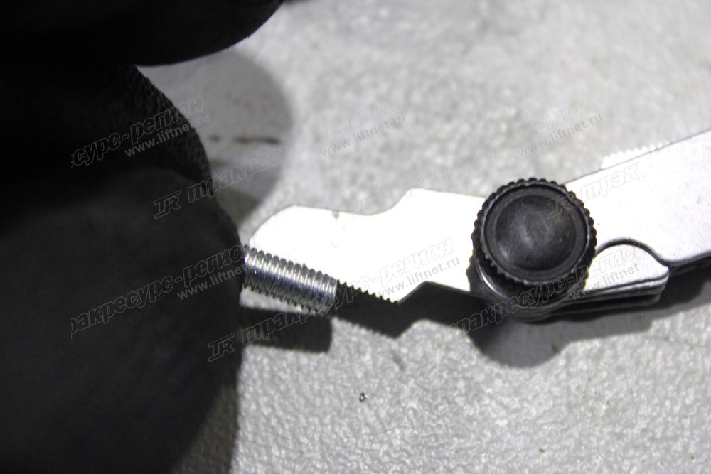 Винт M4×16 CDM84C
