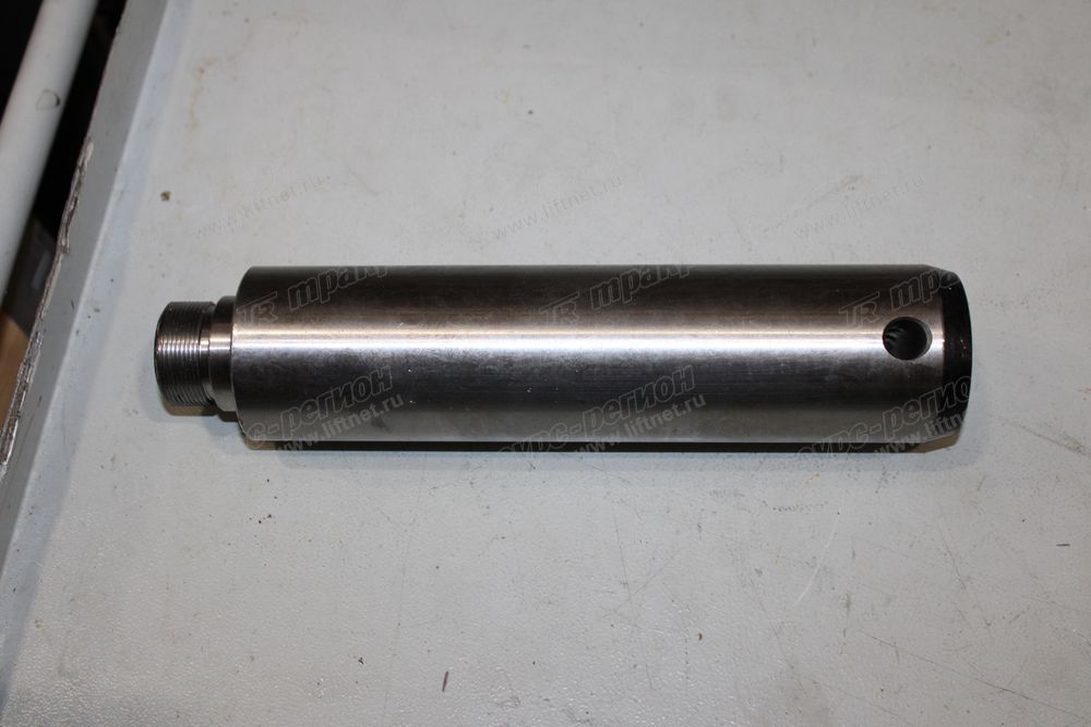 Палец тяги стрелы задний  CDM84C