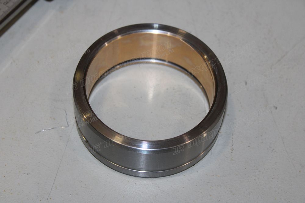 Втулка CDM84C 30810125889