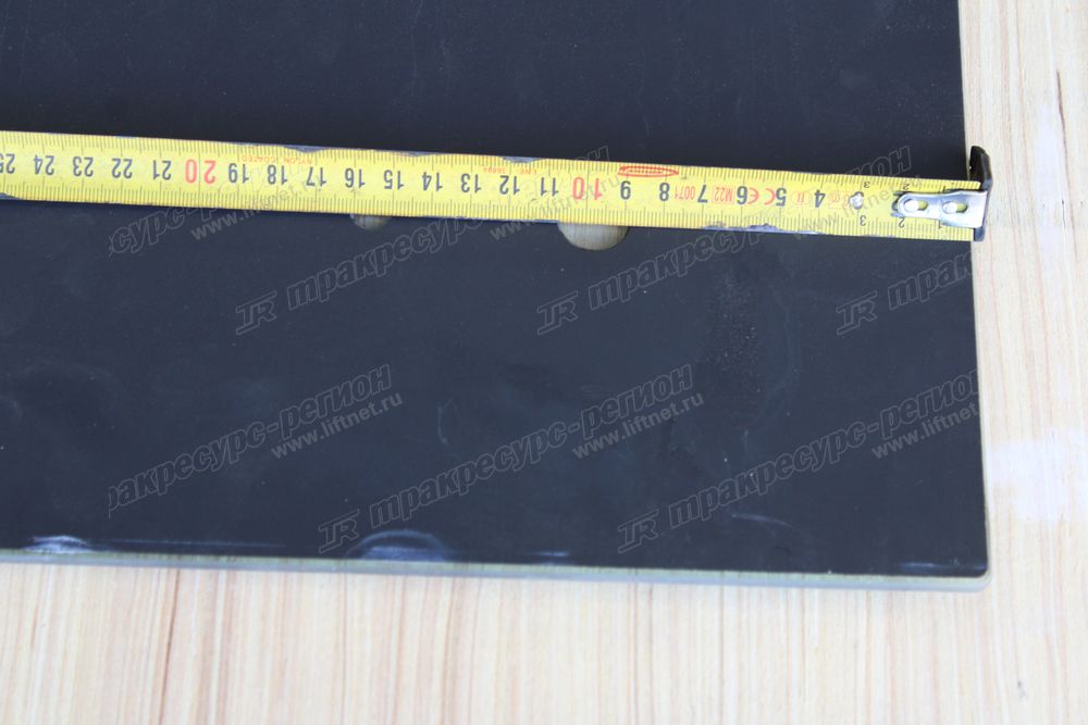 Стекло лобовое CDM6025