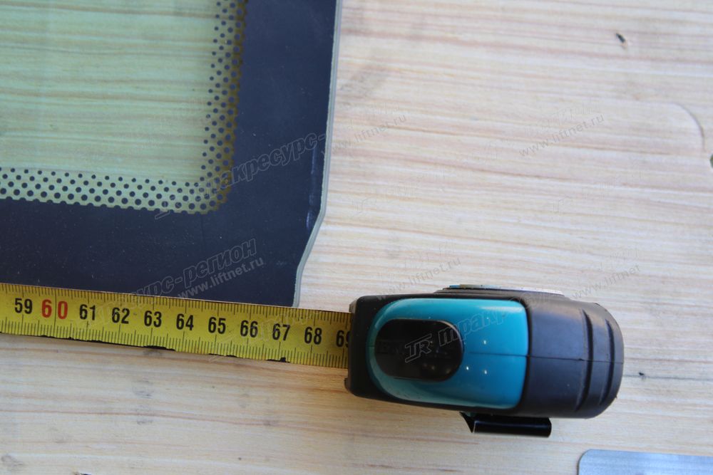 Стекло лобовое CDM6025
