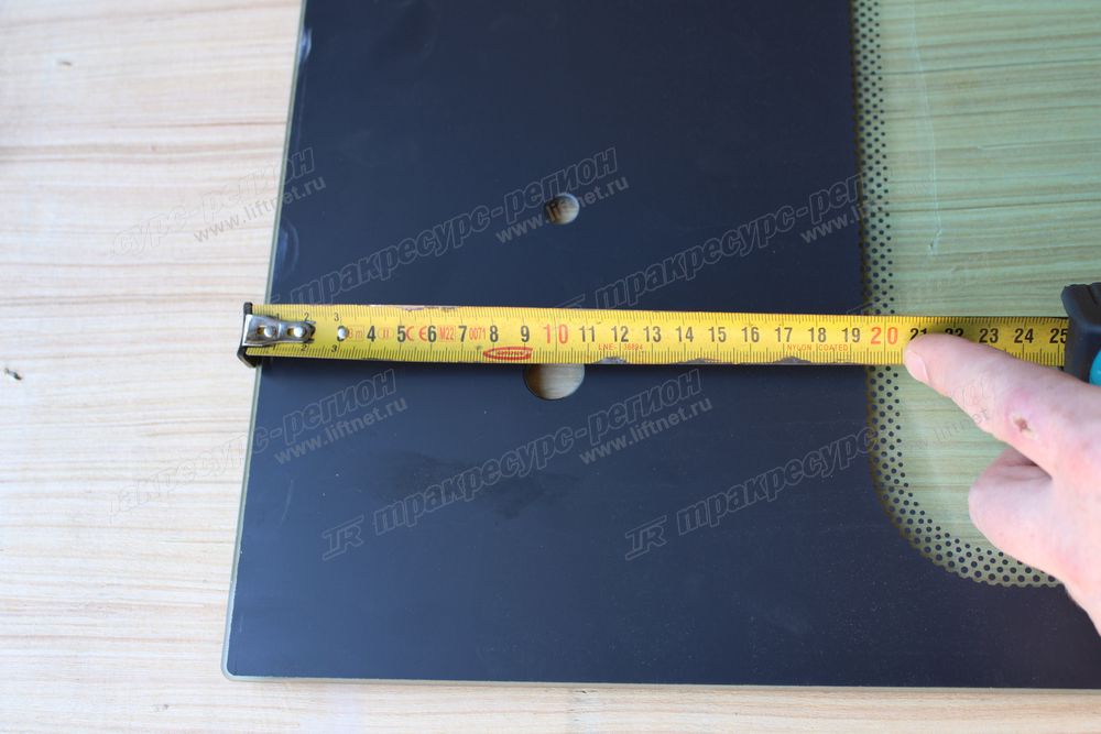 Стекло лобовое CDM6025